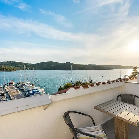 Gostinjska kuća Black Pearl