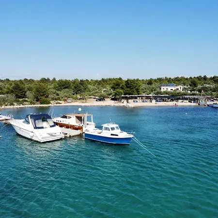 Gostinjska kuća Black Pearl 3*