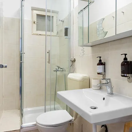 Guest house Black Pearl Tisno