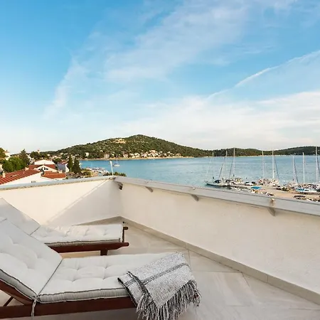 Black Pearl Gostinjska kuća