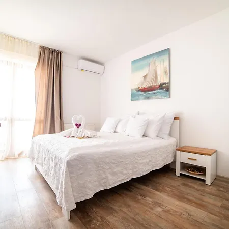 Gostinjska kuća Black Pearl Tisno