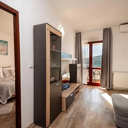 Black Pearl Gostinjska kuća 3*